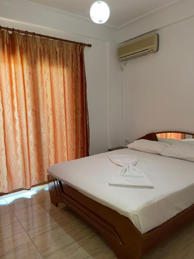 Sun And Sea Apartment Saranda מראה חיצוני תמונה