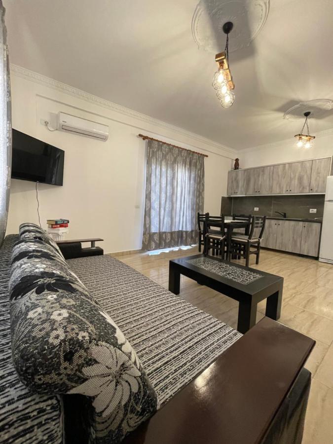 Sun And Sea Apartment Saranda מראה חיצוני תמונה