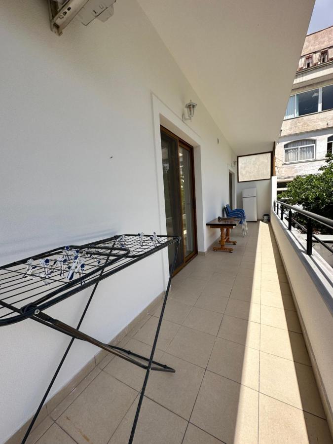 Sun And Sea Apartment Saranda מראה חיצוני תמונה