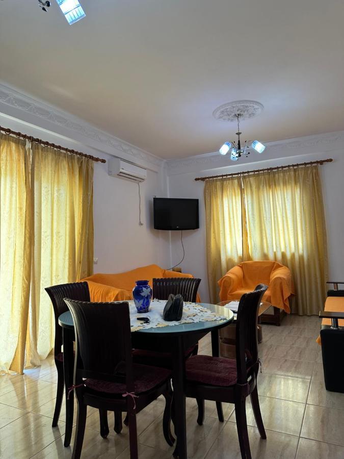 Sun And Sea Apartment Saranda מראה חיצוני תמונה